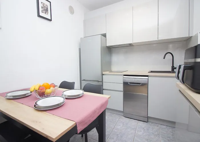 Danica Vikendica Basic